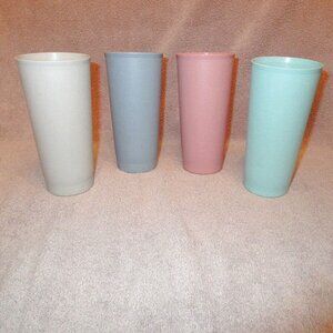 Vtg Tupperware Stacking Bell Tumblers 16 oz Country Pastels #1340 MCM Set Of 4